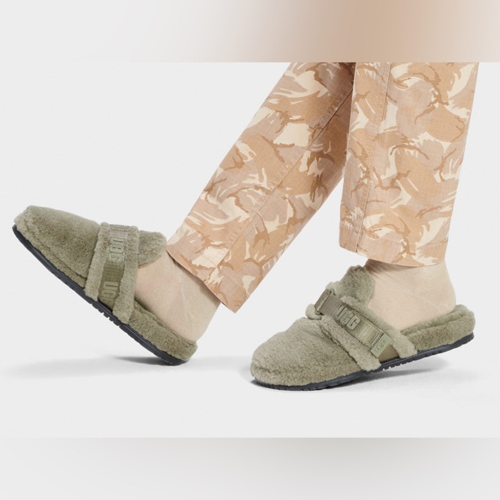 UGG FLUFF IT Men OLIVE GREEN SLIPPERS NEW